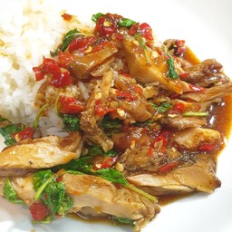 ข้าวกะเพราะ ไก่ย่าง