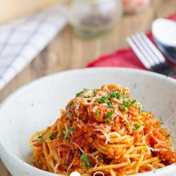สปาเก็ตตี้โบโลเนสหมู spaghetti por,k bolognese