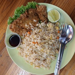 ข้าวผัดปลาอบเนย