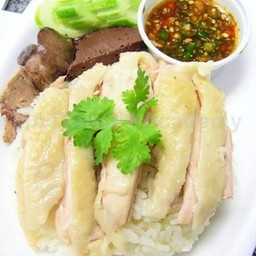 ข้าวมันไก่ต้ม