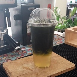 ชาเขียวน้ำผึ่ง