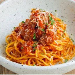 สปาเก็ตตี้โบโลเนสเนื้อ Spaghetti Beef Bolognese