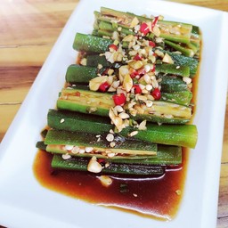 凉拌秋葵 ยำกระเจี๊ยบ