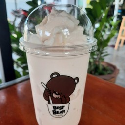 นมหมี มะพร้าวปั่น