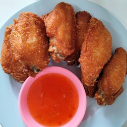 ปีกไก่ทอด(ปีกกลาง) เมนูนี้ใช้เวลาทอดประมาณ15-20นาที