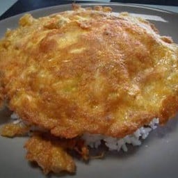 ข้าวไข่เจียวทรงเครื่อง