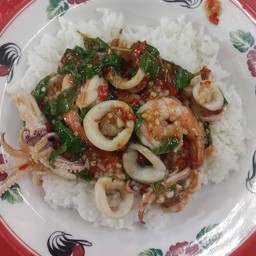 ข้าวกระเพราทะเล