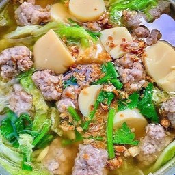 แกงจืดผักกาดขาวเต้าหู้ไข่หมูสับ
