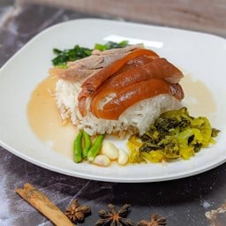 เฌอขาหมูเยาวราช ข้าวขาหมู ข้าวหมูแดง