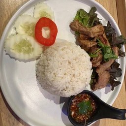 ข้าวหมูย่างน้ำจิ้มแจ่ว