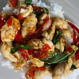 ข้าวกะเพราไก่