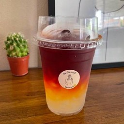 ชาไทยมะพร้าวเย็น