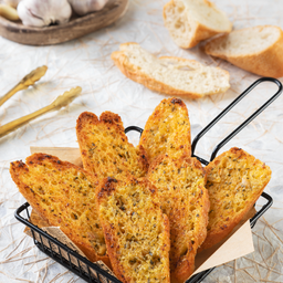 ขนมปังกระเทียมอบกรอบ บาแก็ต 6 ชิ้น