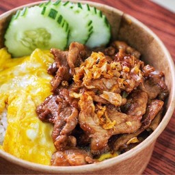 หมูชิ้น ทอดกระเทียม