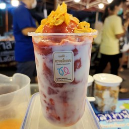 สมูทตี้ผลไม้รวมโยเกิร์ต