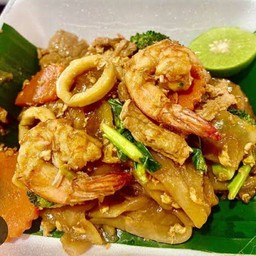 ผัดชีอิ้วทะเล