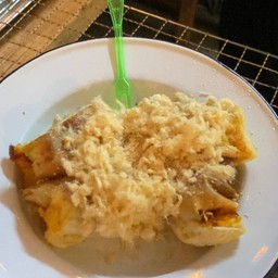 ปังเนย+ไก่หยอง+พริกเผา