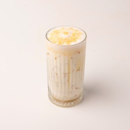 นมคาราเมลเย็น