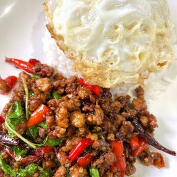 ข้าวราดกะเพรา