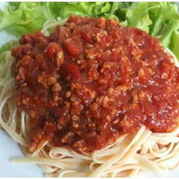 สปาเก็ตตี้ซอสมะเขือเทศ