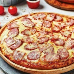 สโมคกี้ เบค่อน ถาดกลาง7 นิ้ว(ไส้กรอก+เบค่อน)