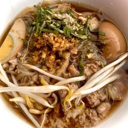 ก๋วยจั๊บ เส้นหมี่ขาว
