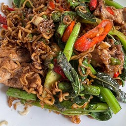 มาม่าผัดขี้เมา