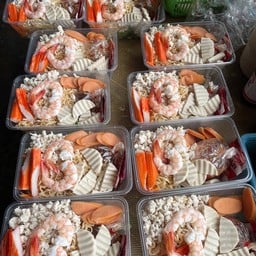 ร้าน แอ๋มข้าวไข่เจียวทรงเครื่อง