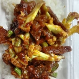 พริกแกงหมูกรอบ