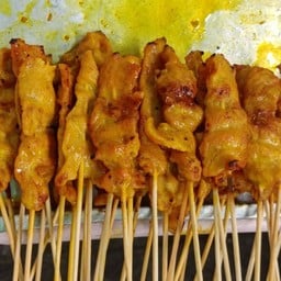 หมูสะเต๊ะ มีนามินตรา  ตลาดน้ำตลิ่งชัน