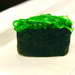 ยำสาหร่าย