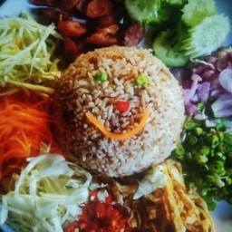 ชมพู่ข้าวคลุกกะปิ