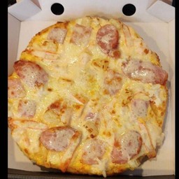 เลิฟเวอร์ Lover ถาดกลาง7นิ้ว (ปูอัด+ไส้กรอก+เบคอน)