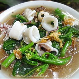 ราดหน้าปลาหมึก