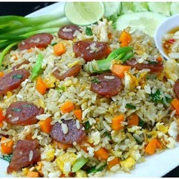 ข้าวผัดกุนเชียง