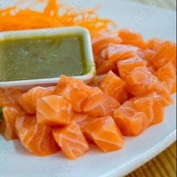 แซลมอนเต๋าซาซิมิ80g