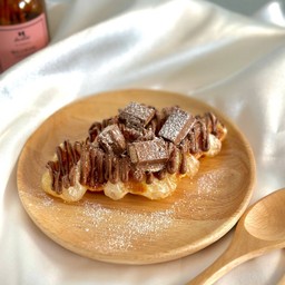 ครอฟเฟิลคิทแคท