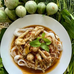 บ้านขนมจีนผักล้น