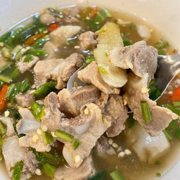 ต้มแซ่บกระดูกหมูอ่อน