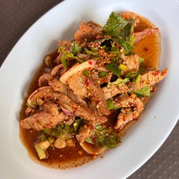 น้ำตกเนื้อ