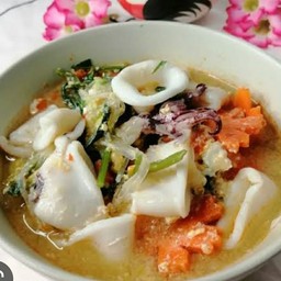 สุกี้ปลาหมึก