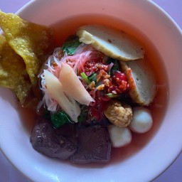 ก๋วยเตี๋ยวเยนตาโฟ