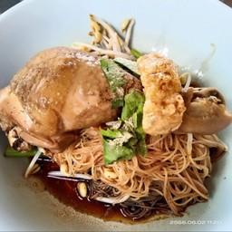 ก๋วยเตี๋ยวแห้งไก่