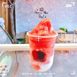 สตรอเบอรี่สมูทตี้