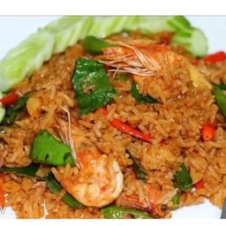 ข้าวผัดคลุกเครื่องแกง  หมู   หมึก  กุ้ง  ไก่   เนื้อ   หมูสามชั้น