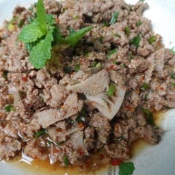 ร้านลาบ ยายกวน