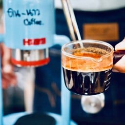 ดน-นาว coffee  slow bar