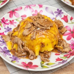 ข้าวไข่ข้นหมูกระเทียม