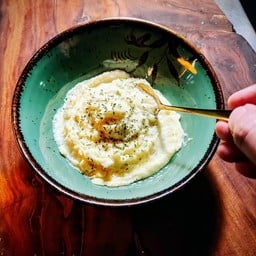 มันบดHomemade(บดจริงไม่ใช้มันผงสำเร็จรูป)ไม่มีซอสให้ต้องสั่งเพิ่ม
