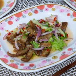 ยำปลาสลิดด